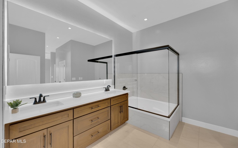 7549 Enchanted Park Drive, El Paso, TX 79911, 3 Bedrooms Bedrooms, ,3 BathroomsBathrooms,Residential,For Sale,7549 Enchanted Park Drive,0,934101