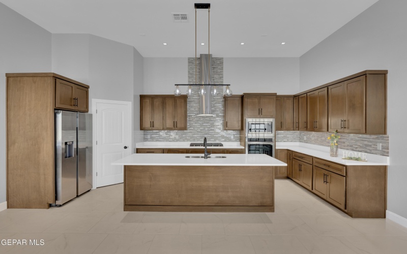 7549 Enchanted Park Drive, El Paso, TX 79911, 3 Bedrooms Bedrooms, ,3 BathroomsBathrooms,Residential,For Sale,7549 Enchanted Park Drive,0,934101