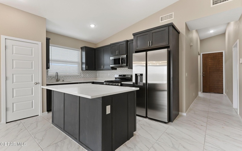 609 Espa Court, Vinton, TX 79821, 3 Habitaciones Habitaciones , ,2 BañosBaños,Residential,En Venta,609 Espa Court,0,938028