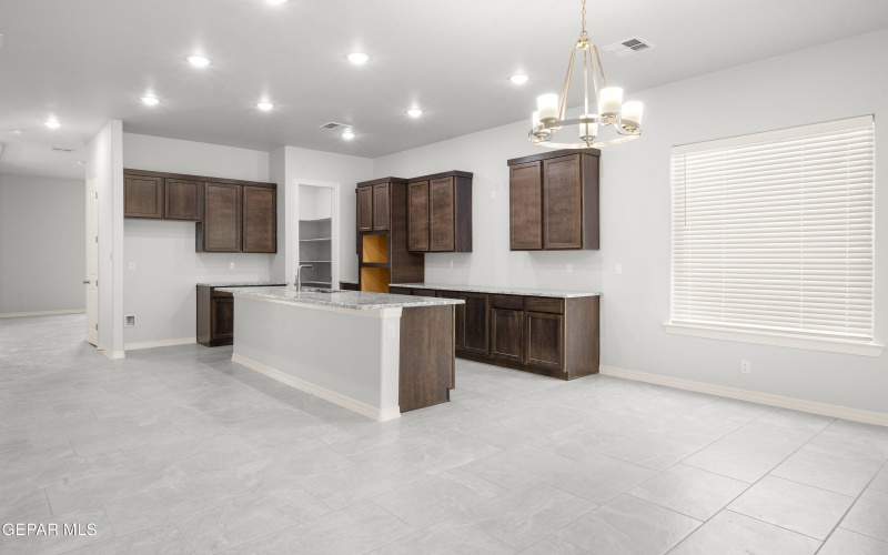 6136 Patricia Elena Place, El Paso, TX 79932, 4 Habitaciones Habitaciones , ,2 BañosBaños,Residential,En Venta,6136 Patricia Elena Place,0,938034