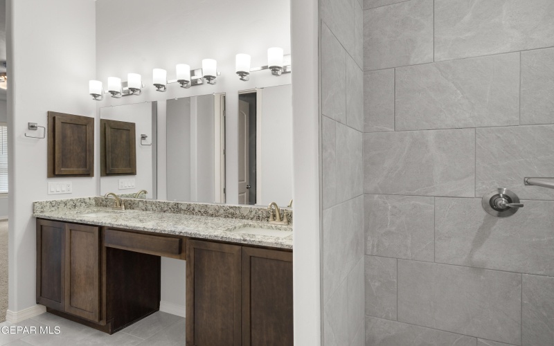 6136 Patricia Elena Place, El Paso, TX 79932, 4 Habitaciones Habitaciones , ,2 BañosBaños,Residential,En Venta,6136 Patricia Elena Place,0,938034