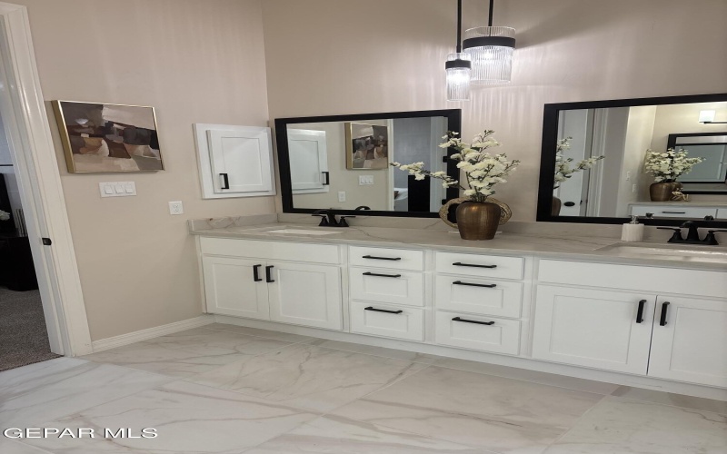 6112 Oleaster Drive, El Paso, TX 79932, 4 Bedrooms Bedrooms, ,2 BathroomsBathrooms,Residential,For Sale,6112 Oleaster Drive,0,938040