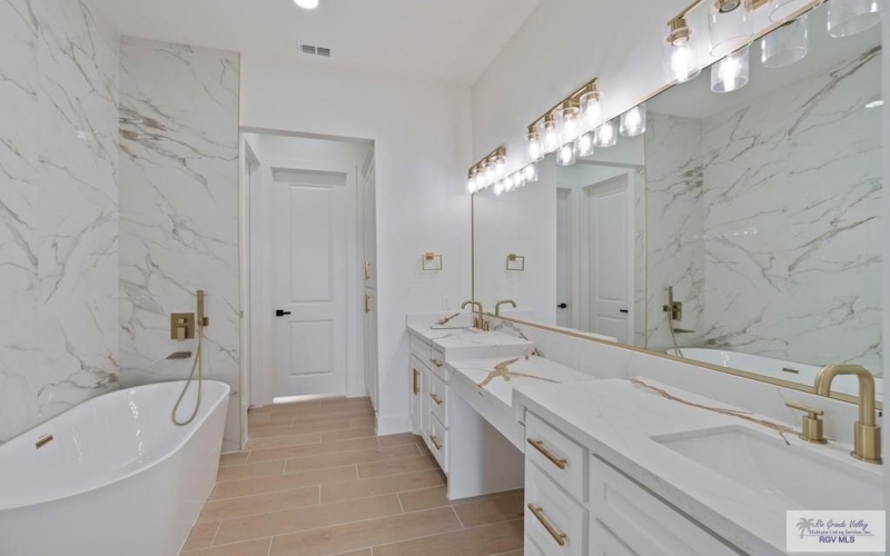 4309 CLAUDE LANE, HARLINGEN, TX 78552, 4 Bedrooms Bedrooms, ,3 BathroomsBathrooms,Residential,For Sale,4309 CLAUDE LANE,0,29771999