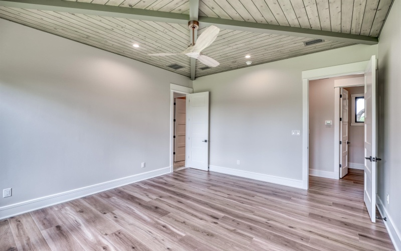 106 Edwards Circle, Horseshoe Bay, TX 78657, 3 Bedrooms Bedrooms, ,5 BathroomsBathrooms,Residential,For Sale,106 Edwards Circle,0,172076