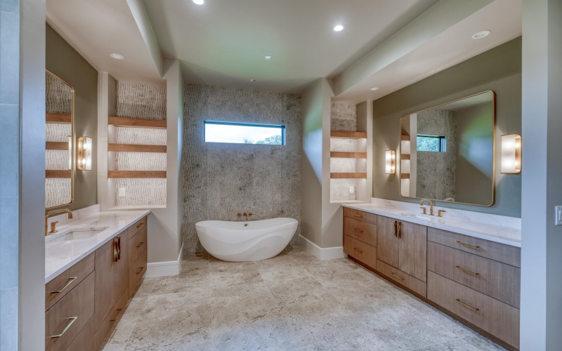 106 Edwards Circle, Horseshoe Bay, TX 78657, 3 Bedrooms Bedrooms, ,5 BathroomsBathrooms,Residential,For Sale,106 Edwards Circle,0,172076