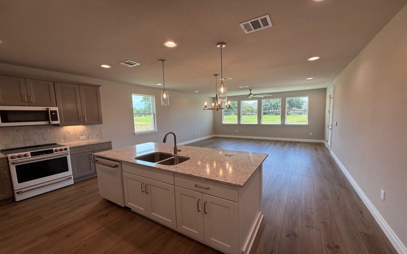 107 Preston Trail, Meadowlakes, TX 78654, 3 Bedrooms Bedrooms, ,2 BathroomsBathrooms,Residential,For Sale,107 Preston Trail,0,172203