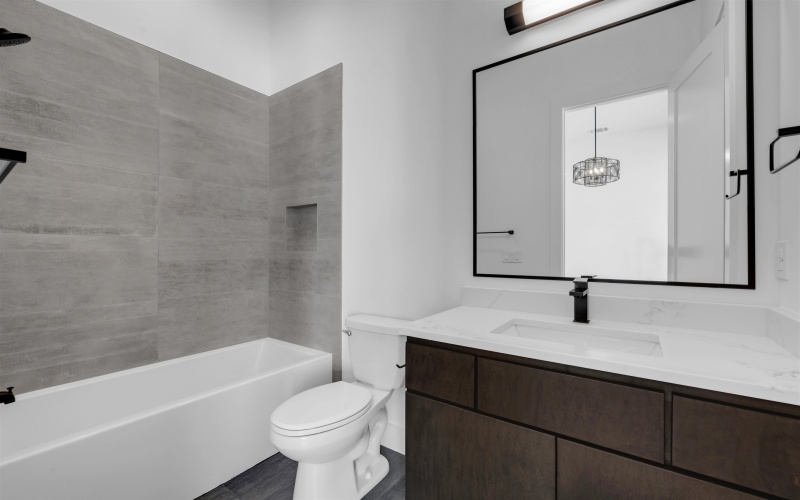 206 Azalea Loop, Horseshoe Bay, TX 78657, 3 Bedrooms Bedrooms, ,3 BathroomsBathrooms,Residential,For Sale,206 Azalea Loop,0,172607