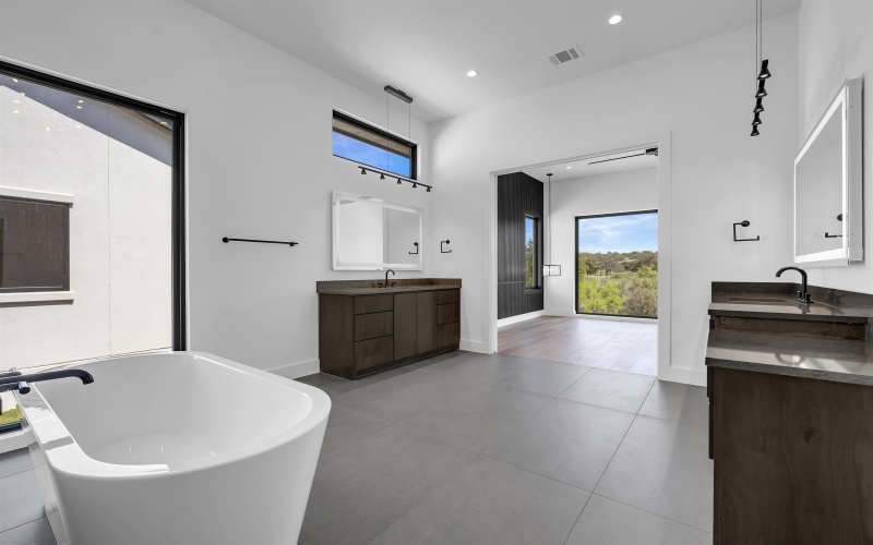 206 Azalea Loop, Horseshoe Bay, TX 78657, 3 Bedrooms Bedrooms, ,3 BathroomsBathrooms,Residential,For Sale,206 Azalea Loop,0,172607