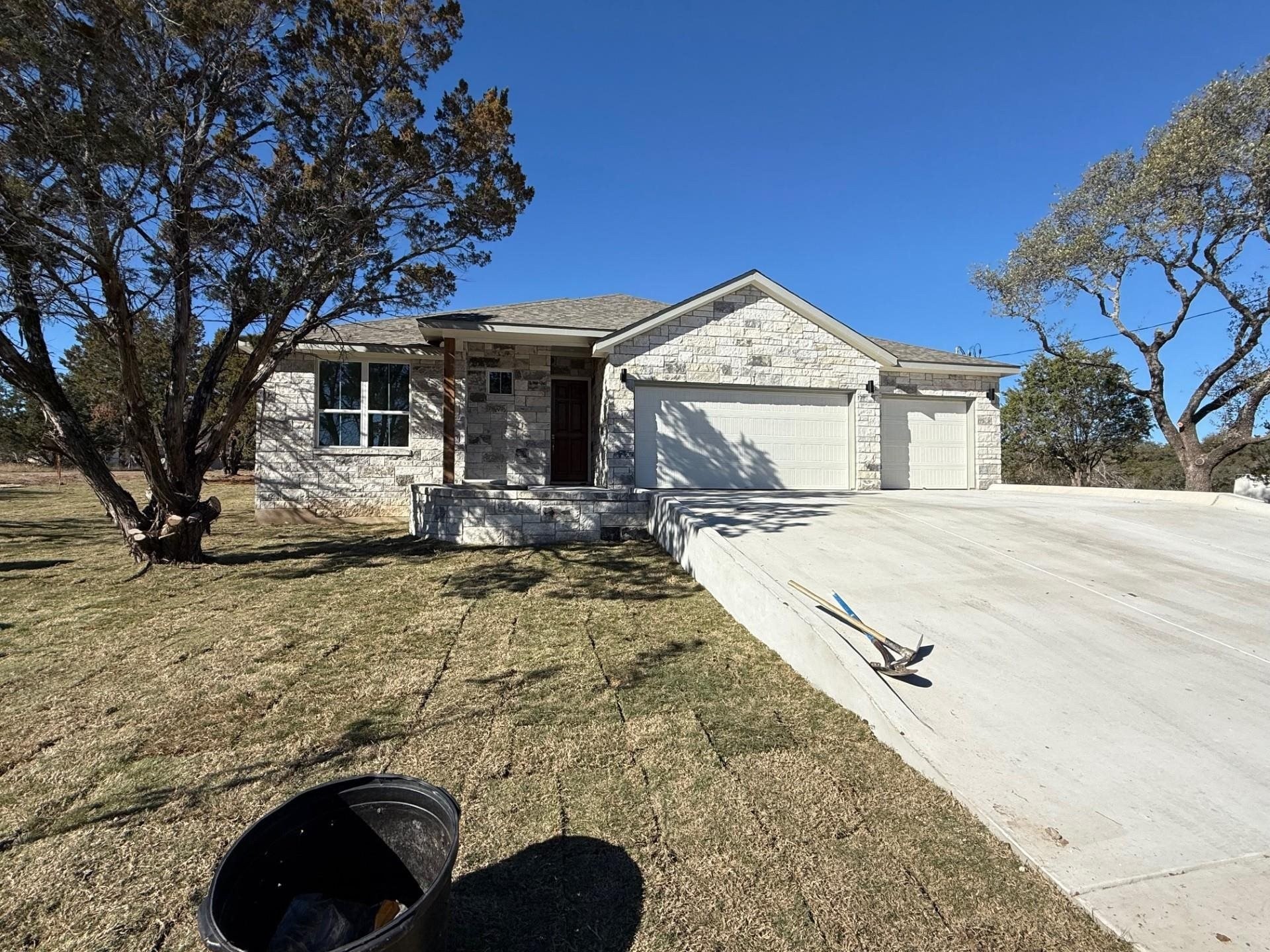 112 Broken Bow, Horseshoe Bay, TX 78657-0000, 3 Bedrooms Bedrooms, ,2 BathroomsBathrooms,Residential,For Sale,112 Broken Bow,0,172629