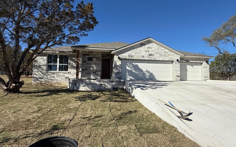 112 Broken Bow, Horseshoe Bay, TX 78657-0000, 3 Bedrooms Bedrooms, ,2 BathroomsBathrooms,Residential,For Sale,112 Broken Bow,0,172629