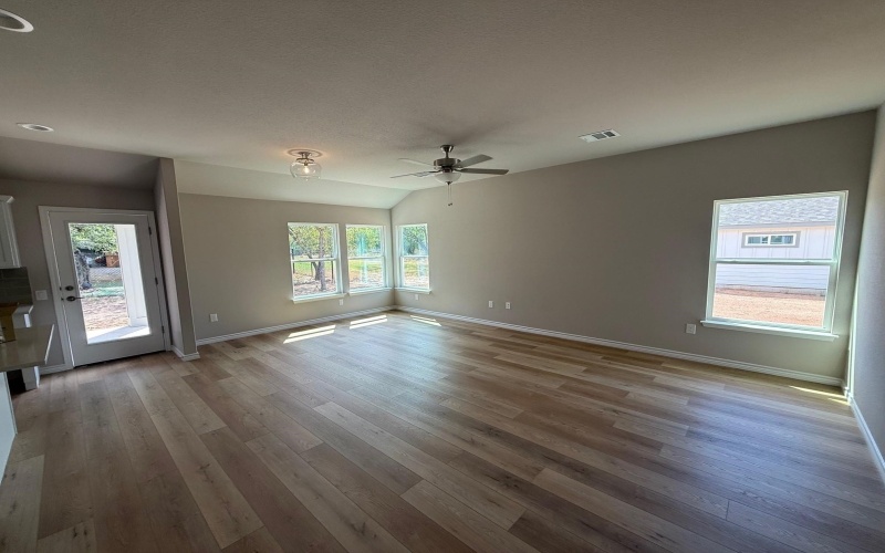 1231 Northcrest, Granite Shoals, TX 78654, 3 Bedrooms Bedrooms, ,2 BathroomsBathrooms,Residential,For Sale,1231 Northcrest,0,172992