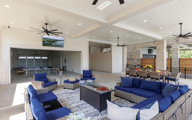 563 Ellen Williams Loop, Kingsland, TX 78639, 5 Habitaciones Habitaciones , ,6 BañosBaños,Residential,En Venta,563 Ellen Williams Loop,0,173885