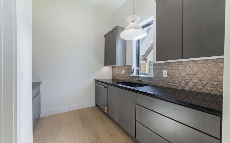 125 AZALEA Loop, Horseshoe Bay, TX 78657, 3 Bedrooms Bedrooms, ,3 BathroomsBathrooms,Residential,For Sale,125 AZALEA Loop,0,173908