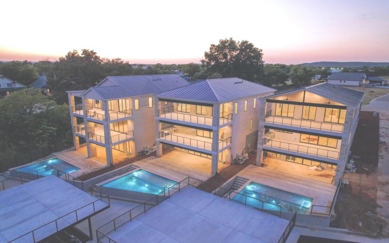 154 RIVERFRONT DRIVE, Kingsland, TX 78639, 9 Habitaciones Habitaciones , ,9 BañosBaños,Residential,En Venta,154 RIVERFRONT DRIVE,0,174061