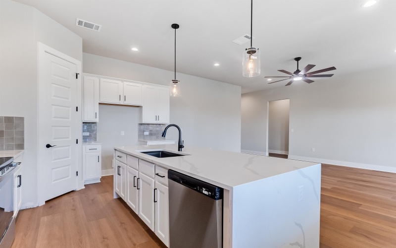 124 Draper Lane, Bertram, TX 78605, 4 Bedrooms Bedrooms, ,2 BathroomsBathrooms,Residential,For Sale,124 Draper Lane,0,174695