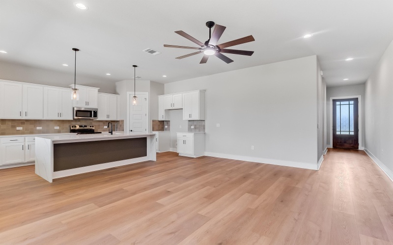 124 Draper Lane, Bertram, TX 78605, 4 Bedrooms Bedrooms, ,2 BathroomsBathrooms,Residential,For Sale,124 Draper Lane,0,174695