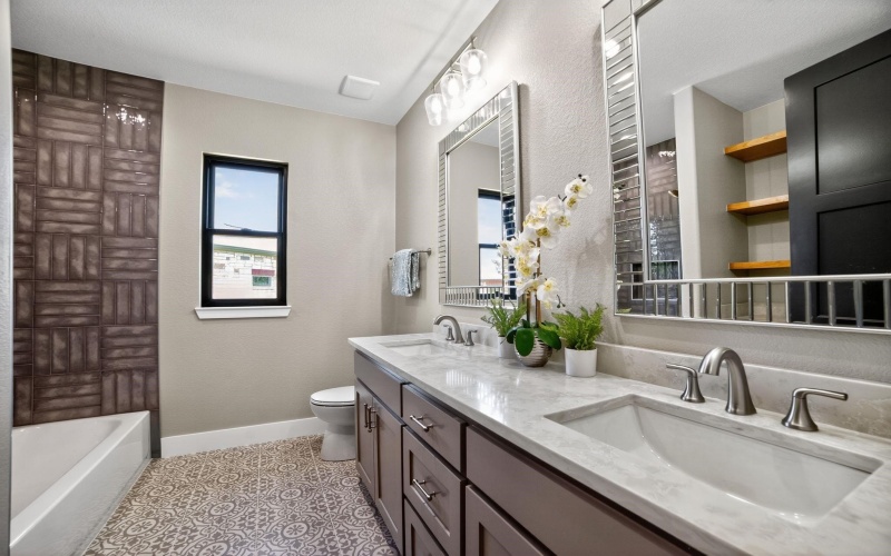 103 Still Meadow Drive, Kingsland, TX 78639, 4 Habitaciones Habitaciones , ,3 BañosBaños,Residential,En Venta,103 Still Meadow Drive,0,174761