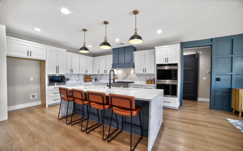 103 Still Meadow Drive, Kingsland, TX 78639, 4 Habitaciones Habitaciones , ,3 BañosBaños,Residential,En Venta,103 Still Meadow Drive,0,174761