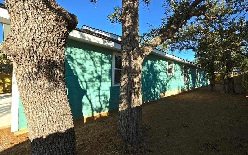 1653 Navajo Trail, Kingsland, TX 78639, 4 Habitaciones Habitaciones , ,2 BañosBaños,Residential,En Venta,1653 Navajo Trail,0,175340