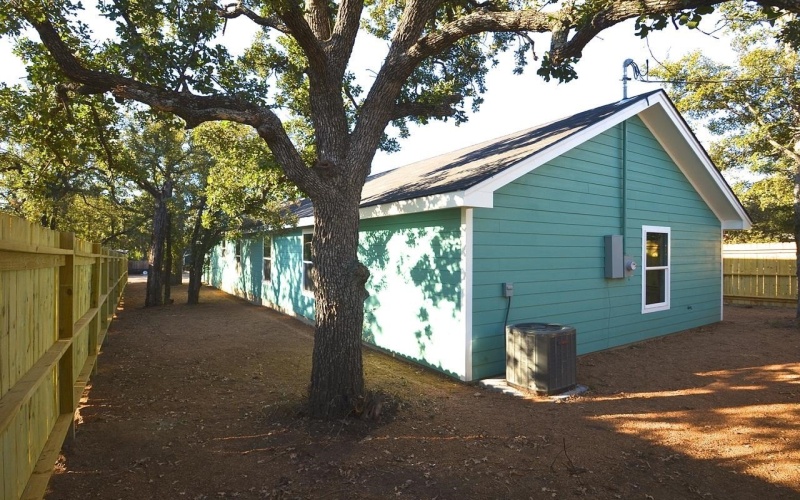 1653 Navajo Trail, Kingsland, TX 78639, 4 Habitaciones Habitaciones , ,2 BañosBaños,Residential,En Venta,1653 Navajo Trail,0,175340