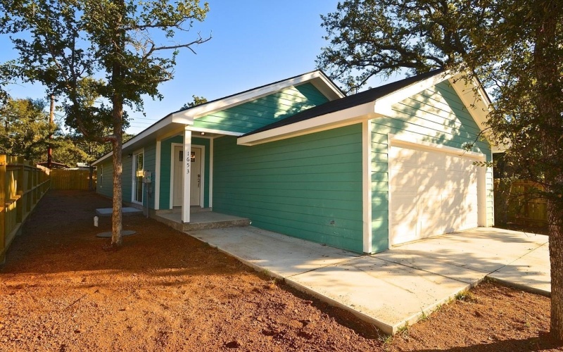 1653 Navajo Trail, Kingsland, TX 78639, 4 Habitaciones Habitaciones , ,2 BañosBaños,Residential,En Venta,1653 Navajo Trail,0,175340