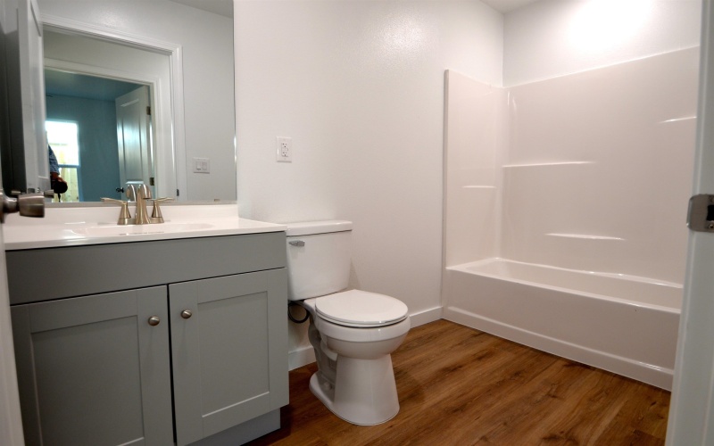 1515 Navajo Trail, Kingsland, TX 78639, 3 Habitaciones Habitaciones , ,2 BañosBaños,Residential,En Venta,1515 Navajo Trail,0,175343