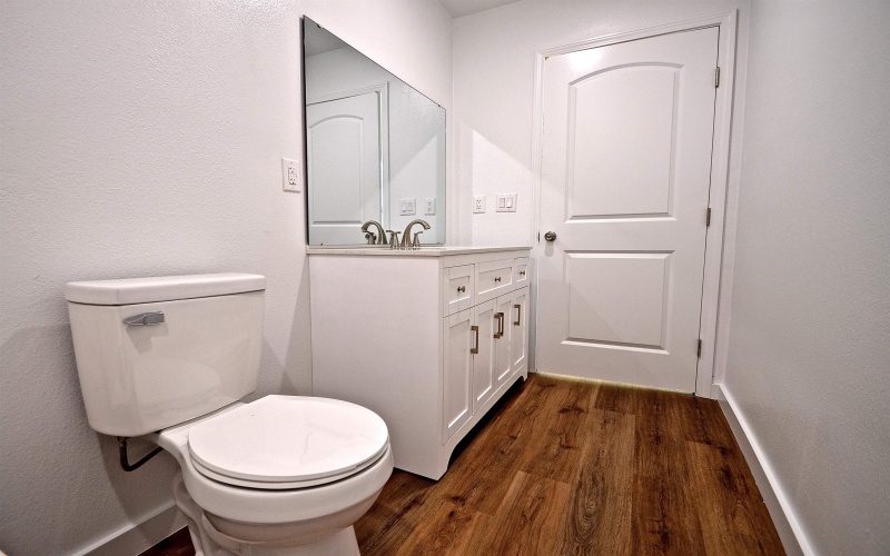 1515 Navajo Trail, Kingsland, TX 78639, 3 Habitaciones Habitaciones , ,2 BañosBaños,Residential,En Venta,1515 Navajo Trail,0,175343