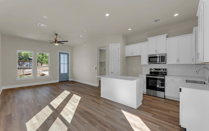 627 Birch Lane, Cottonwood Shores, TX 78657, 3 Bedrooms Bedrooms, ,2 BathroomsBathrooms,Residential,For Sale,627 Birch Lane,0,175576