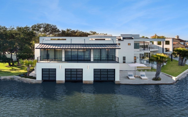 115 Estate Drive, Horseshoe Bay, TX 78657, 18 Bedrooms Bedrooms, ,10 BathroomsBathrooms,Residential,For Sale,115 Estate Drive,0,175593