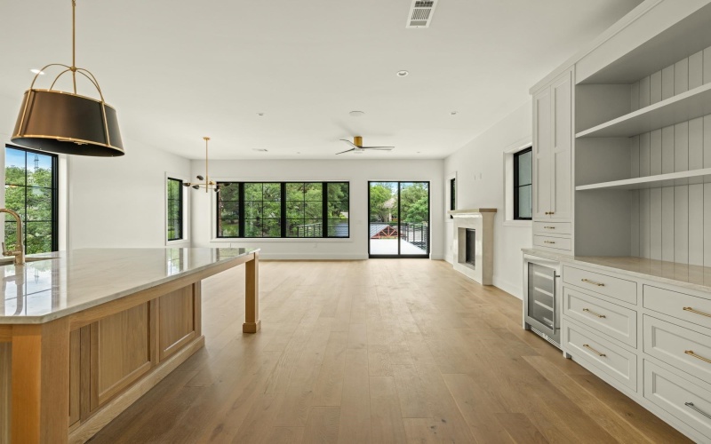 701-A Hi Circle N Drive, Horseshoe Bay, TX 78657-0000, 4 Bedrooms Bedrooms, ,5 BathroomsBathrooms,Residential,For Sale,701-A Hi Circle N Drive,0,175778