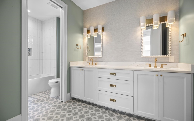 701-A Hi Circle N Drive, Horseshoe Bay, TX 78657-0000, 4 Bedrooms Bedrooms, ,5 BathroomsBathrooms,Residential,For Sale,701-A Hi Circle N Drive,0,175778