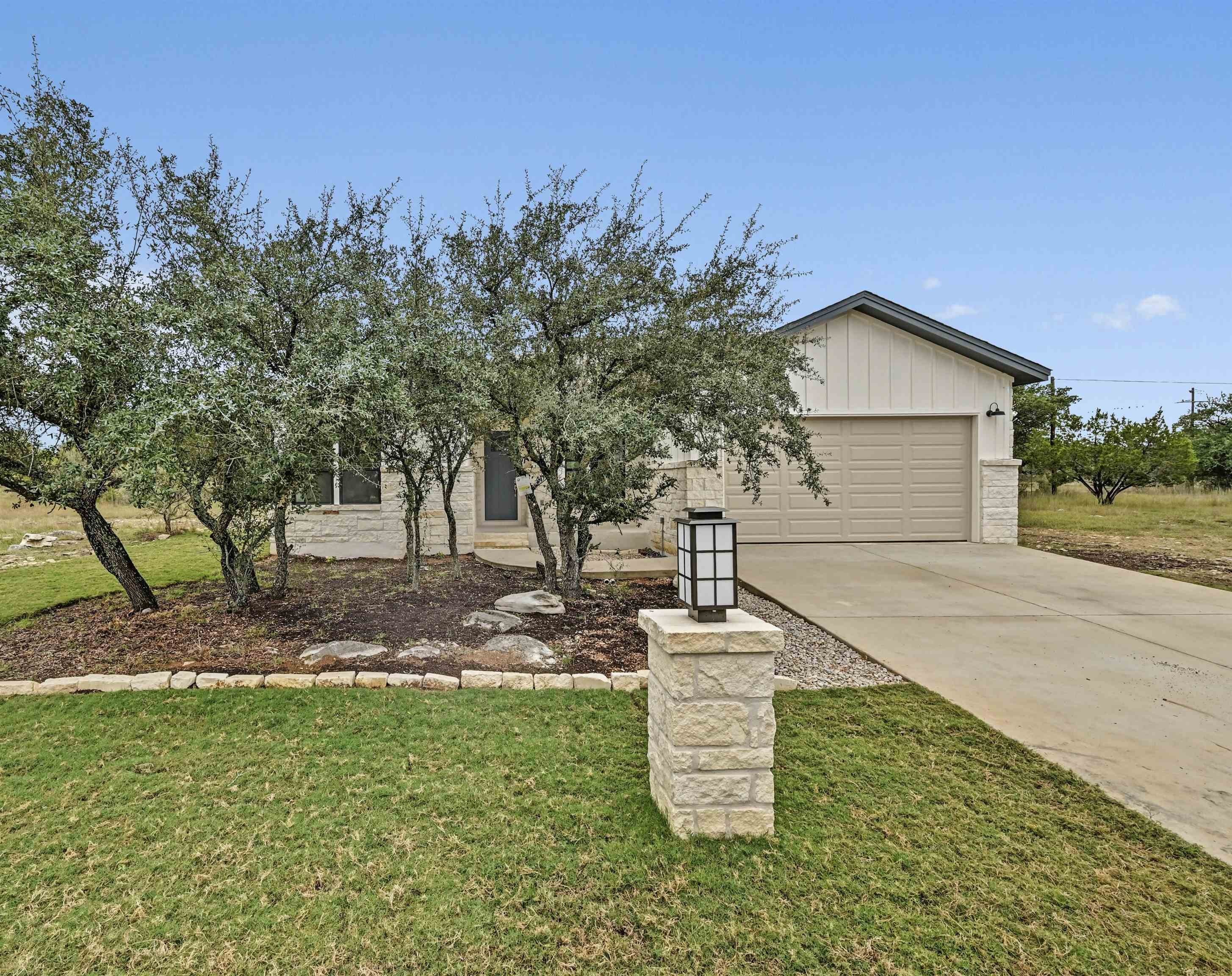 1615 White Tail, Horseshoe Bay, TX 78657, 3 Bedrooms Bedrooms, ,2 BathroomsBathrooms,Residential,For Sale,1615 White Tail,0,175813