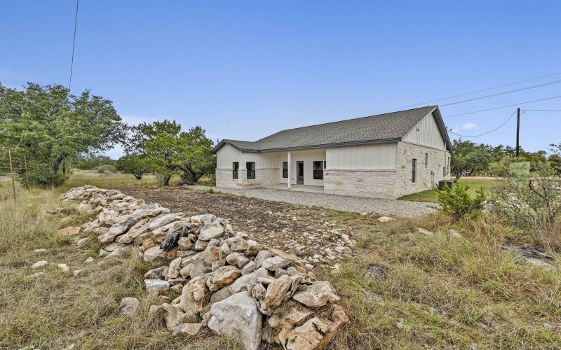 1615 White Tail, Horseshoe Bay, TX 78657, 3 Bedrooms Bedrooms, ,2 BathroomsBathrooms,Residential,For Sale,1615 White Tail,0,175813