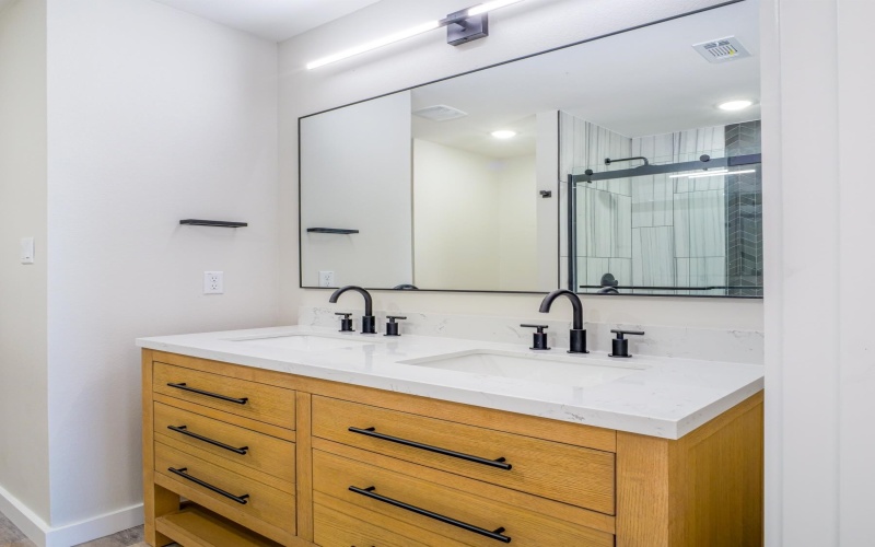 303 Cedarhill, Granite Shoals, TX 78654, 3 Bedrooms Bedrooms, ,2 BathroomsBathrooms,Residential,For Sale,303 Cedarhill,0,175818