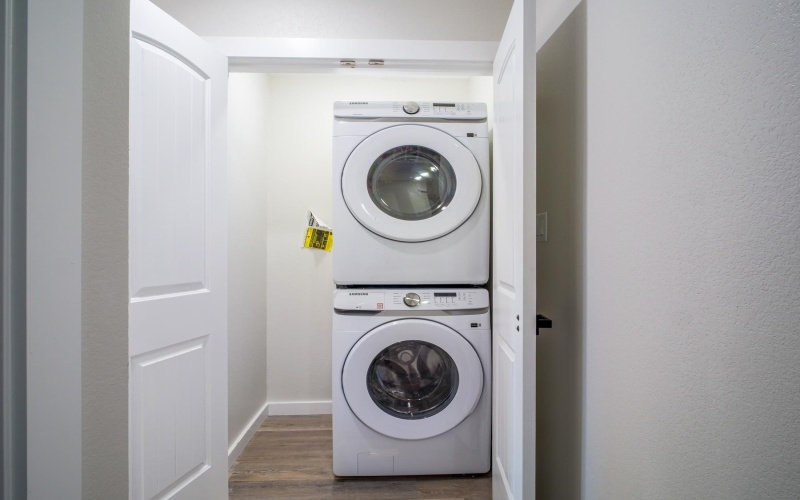 303 Cedarhill, Granite Shoals, TX 78654, 3 Bedrooms Bedrooms, ,2 BathroomsBathrooms,Residential,For Sale,303 Cedarhill,0,175818