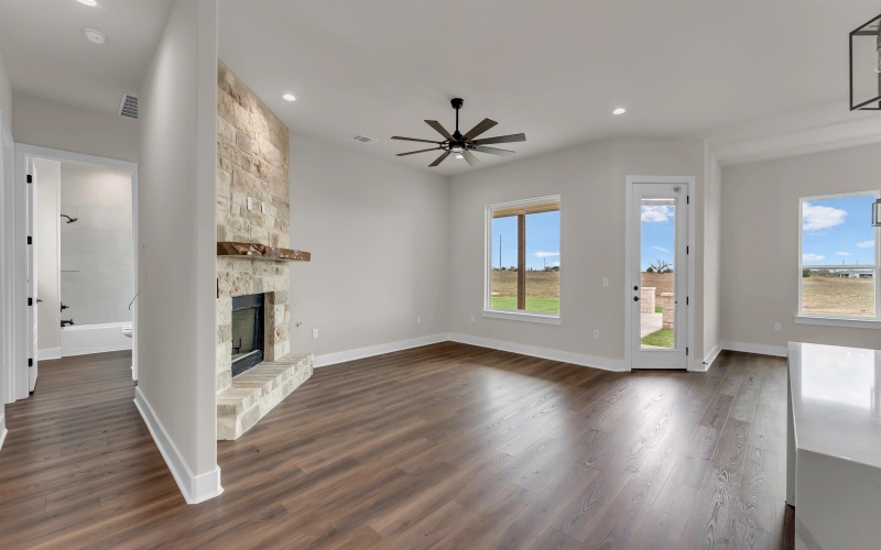 379 Prarie Point Road, Bertram, TX 78605, 4 Bedrooms Bedrooms, ,2 BathroomsBathrooms,Residential,For Sale,379 Prarie Point Road,0,175850