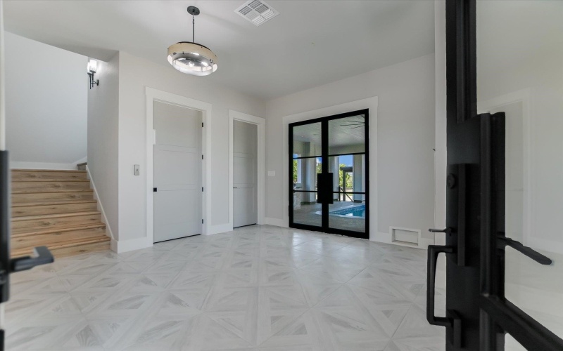 420 Lake St., Kingsland, TX 78639, 5 Bedrooms Bedrooms, ,6 BathroomsBathrooms,Residential,For Sale,420 Lake St.,0,176094