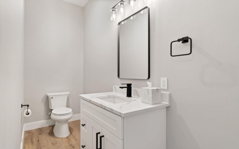 612 Broken Hills, Horseshoe Bay, TX 78657, 3 Bedrooms Bedrooms, ,2 BathroomsBathrooms,Residential,For Sale,612 Broken Hills,0,176156