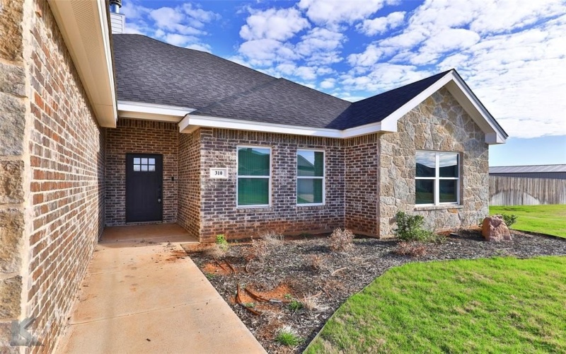 310 Long Ranger Road, Abilene, TX 79602, 4 Habitaciones Habitaciones , ,2 BañosBaños,Residential,En Venta,310 Long Ranger Road,20561965