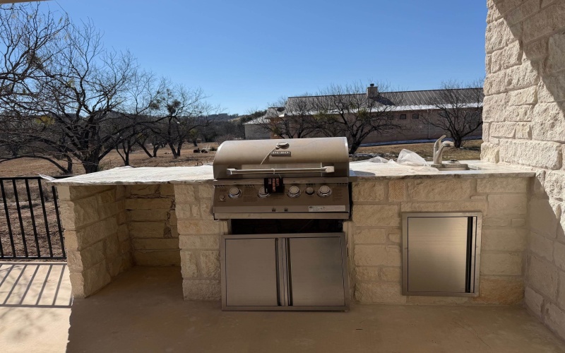 3217 Douglas Drive, Horseshoe Bay, TX 78657, 2 Bedrooms Bedrooms, ,2 BathroomsBathrooms,Residential,For Sale,3217 Douglas Drive,0,176298