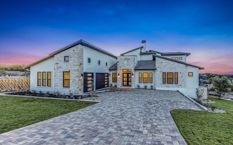 104 Nattie Woods Street, Horseshoe Bay, TX 78657, 5 Bedrooms Bedrooms, ,6 BathroomsBathrooms,Residential,For Sale,104 Nattie Woods Street,0,176383