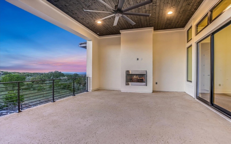 104 Nattie Woods Street, Horseshoe Bay, TX 78657, 5 Bedrooms Bedrooms, ,6 BathroomsBathrooms,Residential,For Sale,104 Nattie Woods Street,0,176383