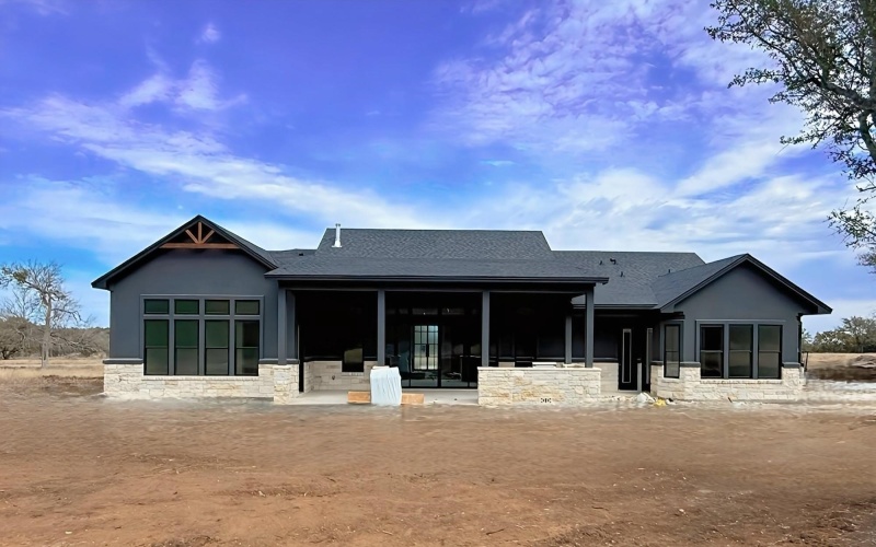 198 Burnet Oaks Drive, Burnet, TX 78611, 4 Bedrooms Bedrooms, ,5 BathroomsBathrooms,Residential,For Sale,198 Burnet Oaks Drive,0,176427