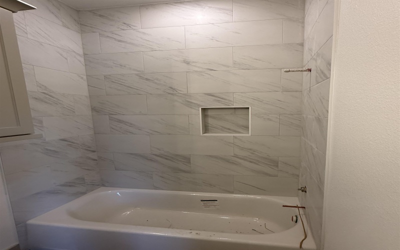 198 Burnet Oaks Drive, Burnet, TX 78611, 4 Bedrooms Bedrooms, ,5 BathroomsBathrooms,Residential,For Sale,198 Burnet Oaks Drive,0,176427