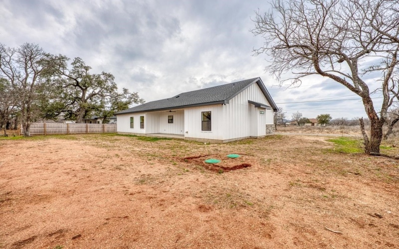 1502 Woodcrest Drive, Granite Shoals, TX 78654, 3 Bedrooms Bedrooms, ,2 BathroomsBathrooms,Residential,For Sale,1502 Woodcrest Drive,0,176468