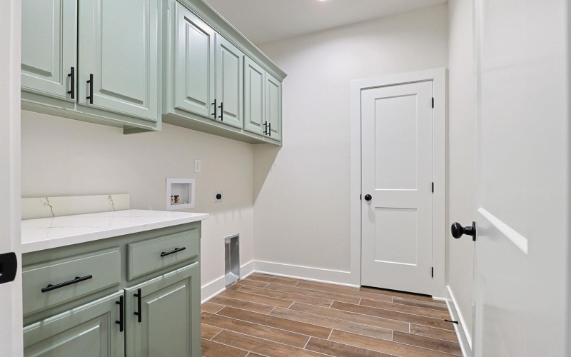 109 Cates, White Oak, TX 75693, 4 Bedrooms Bedrooms, ,2 BathroomsBathrooms,Residential,For Sale,109 Cates,0,20260951