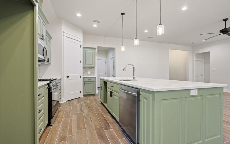 109 Cates, White Oak, TX 75693, 4 Bedrooms Bedrooms, ,2 BathroomsBathrooms,Residential,For Sale,109 Cates,0,20260951