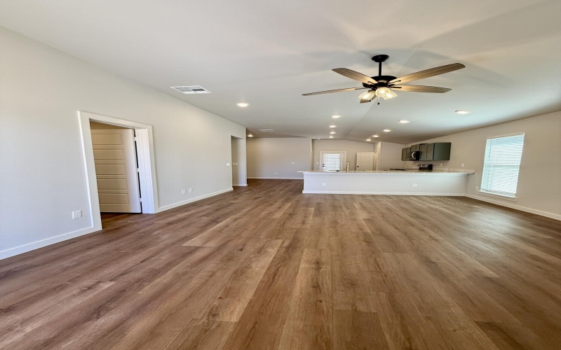 2119 Langford Avenue, Lubbock, TX 79407, 3 Habitaciones Habitaciones , ,2 BañosBaños,Residential,En Venta,2119 Langford Avenue,0,202601886