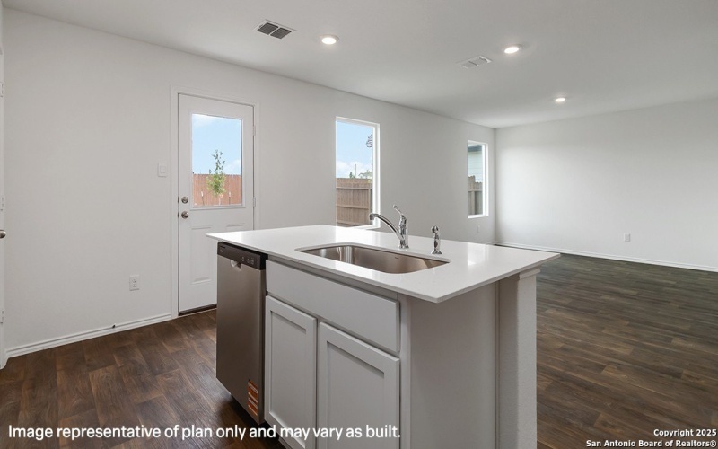 12548 Spoor Vly, Converse, TX 78109, 3 Habitaciones Habitaciones , ,2 BañosBaños,Residential,En Venta,12548 Spoor Vly,0,1940484