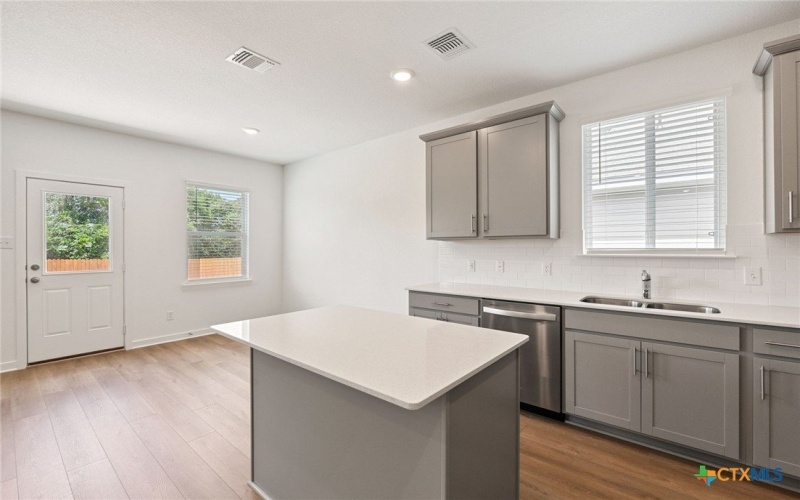 1362 Richards Ranch Road, Belton, TX 76513, 3 Habitaciones Habitaciones , ,2 BañosBaños,Residential,En Venta,1362 Richards Ranch Road,0,578939